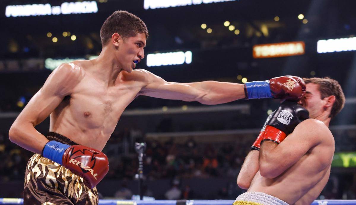 WBO дозволила Фундорі провести добровільний захист