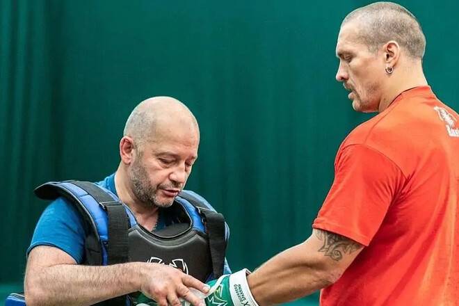 Наставника Усика визнано найкращим тренером 2024 року за версією WBC