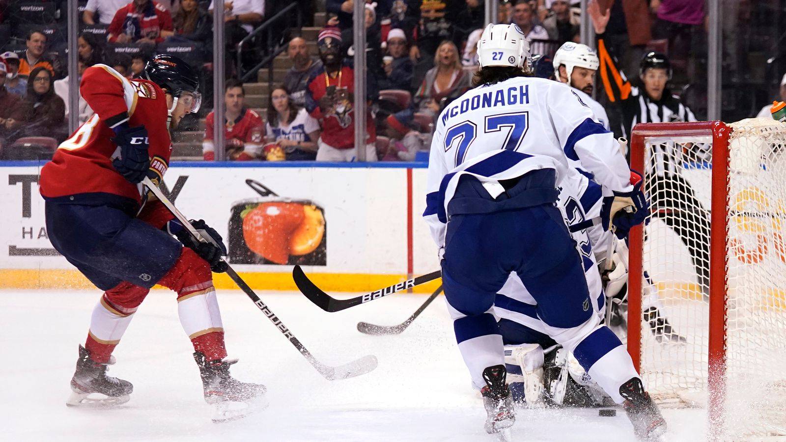 «Флоріда» здобула розгромну перемогу над «Тампой», «Кароліна» всуху розібралася з «Монреалем»