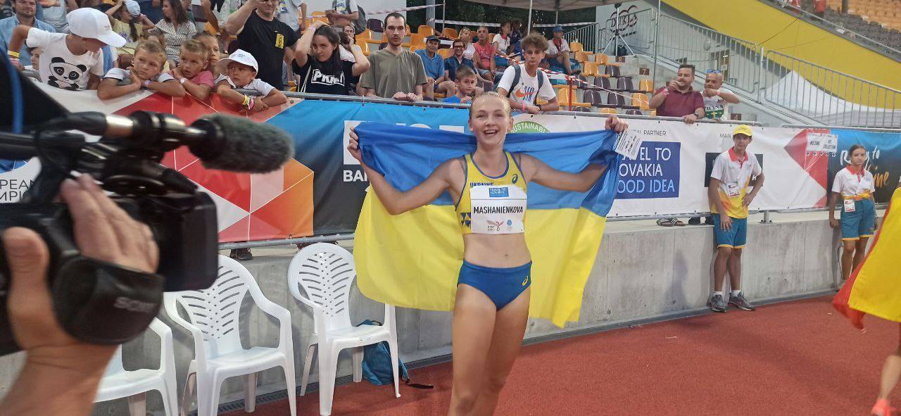 Украинка с рекордом стала чемпионкой ЕЮОФ-2022