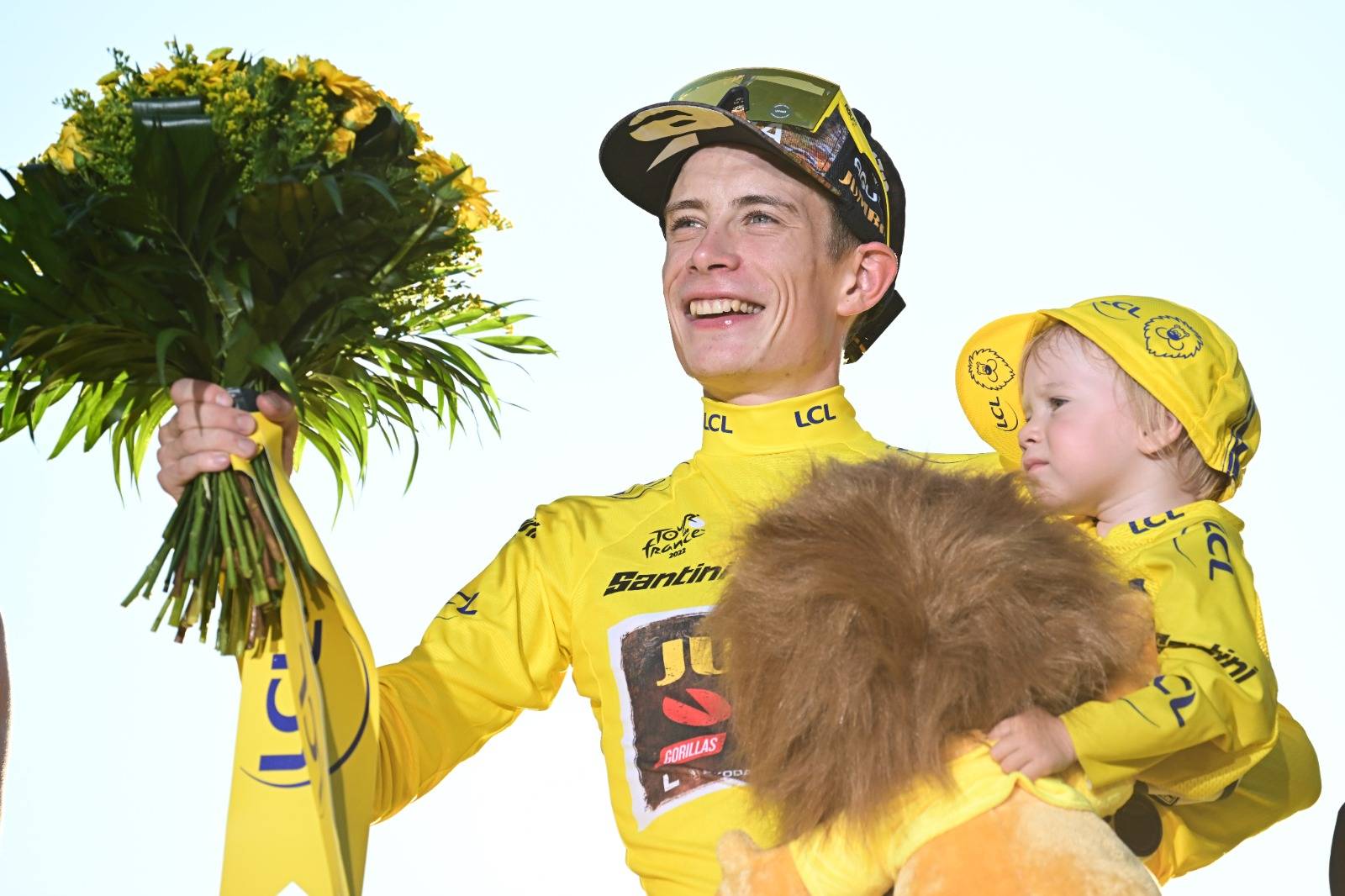 Вингегард прервал доминацию Погачара и выиграл Tour de France