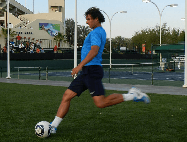 Дядя Надаля: «Рафаэль больше любит футбол, чем теннис»