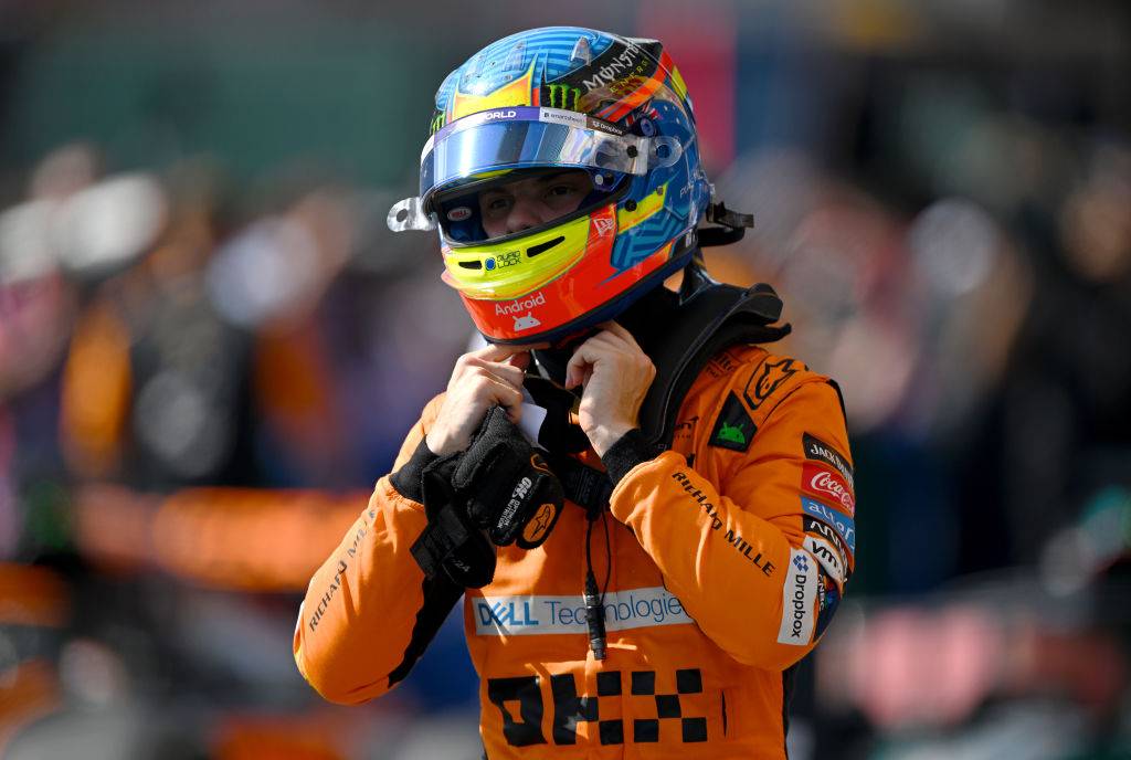 Пилот McLaren сломал ребро из-за неправильно отрегулированного сиденья