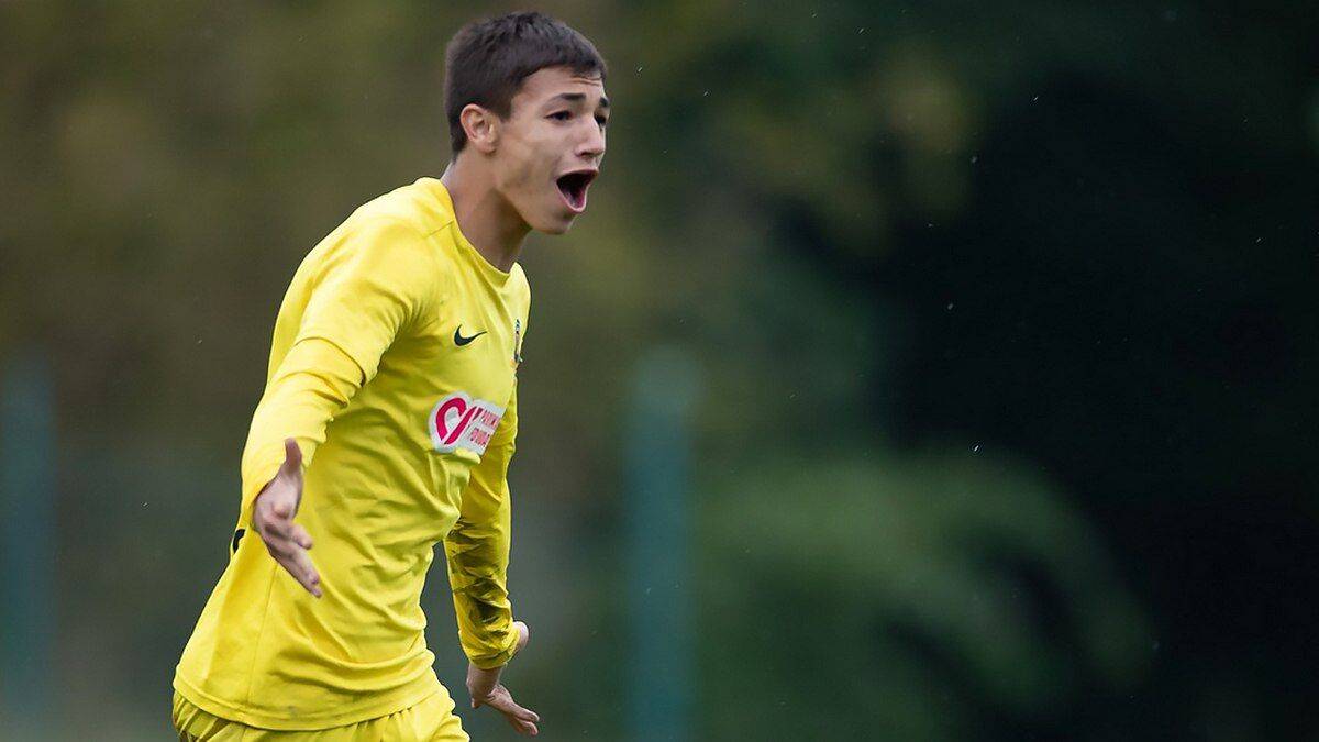 Динамо цікавиться ще двома футболістами Дніпра-1