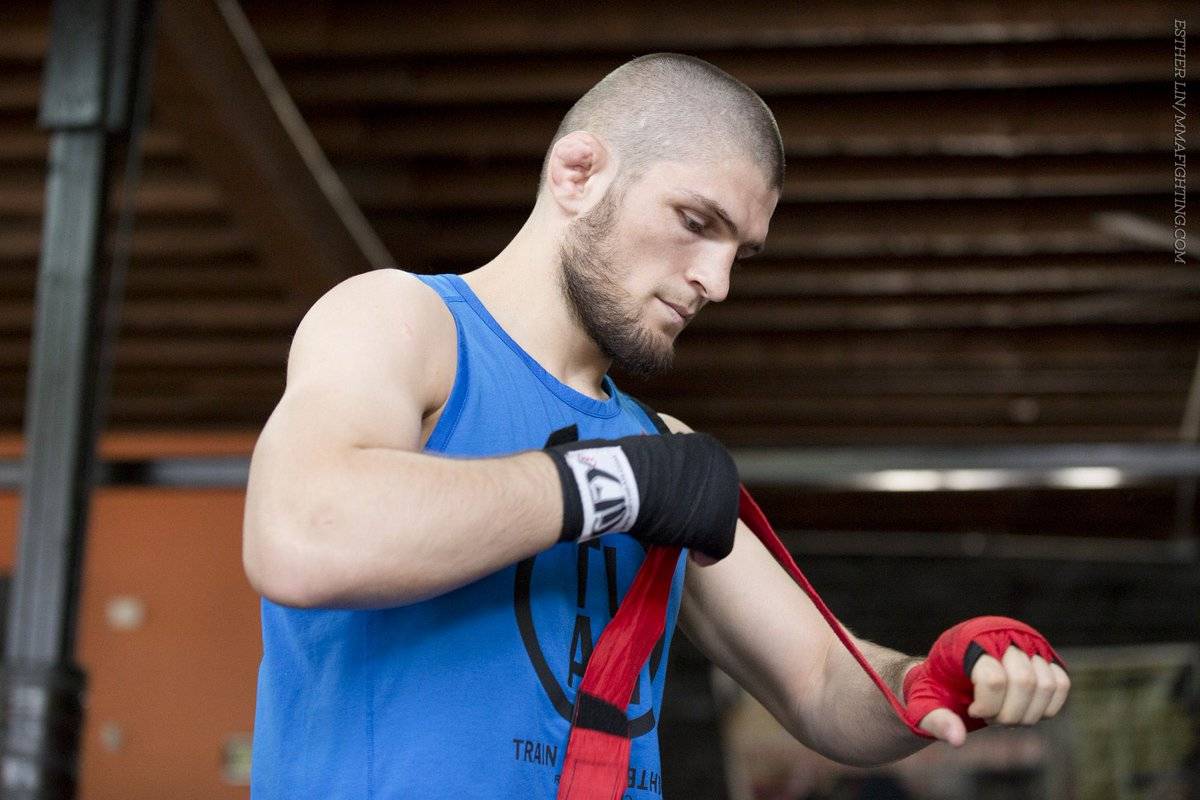 Нурмагомедов: «Все топ-бойцы побили Диаса. Забудьте о нем»