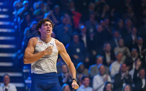 Дюплантіс став чемпіоном Mondo Classic та переписав історію стрибків з жердиною