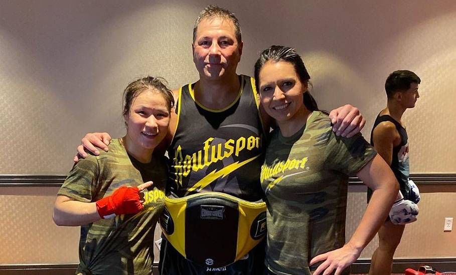 Чемпионка UFC провела тренировку для кандидата в президенты США