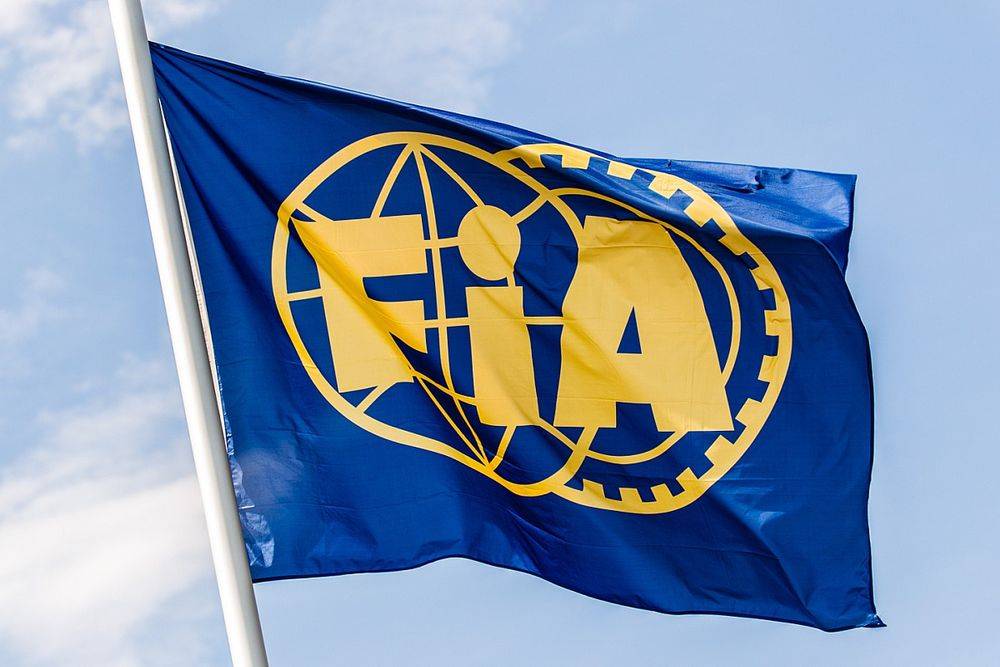 FIA знову «затягнула гайки» російським та білоруським гонщикам
