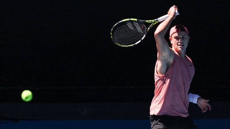 Руне сенсационно проиграл 122-й ракетке мира во втором раунде Australian Open