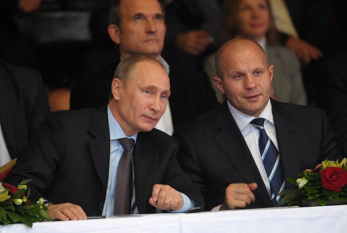 Емельяненко просил у Путина разрешение, чтобы драться в США