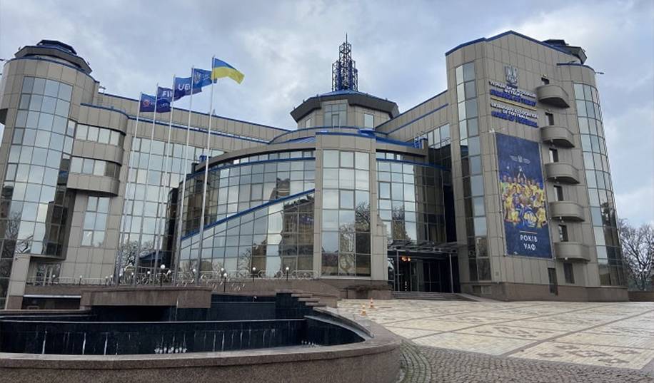 В УАФ ухвалили рішення вести переговори з клубами і лігами з приводу телеправ