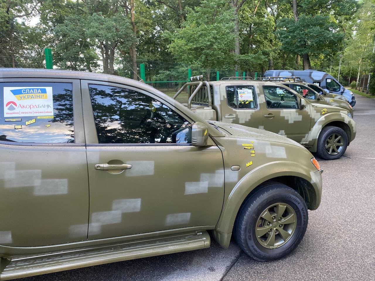 NaVi передали ЗСУ 120 автомобілів
