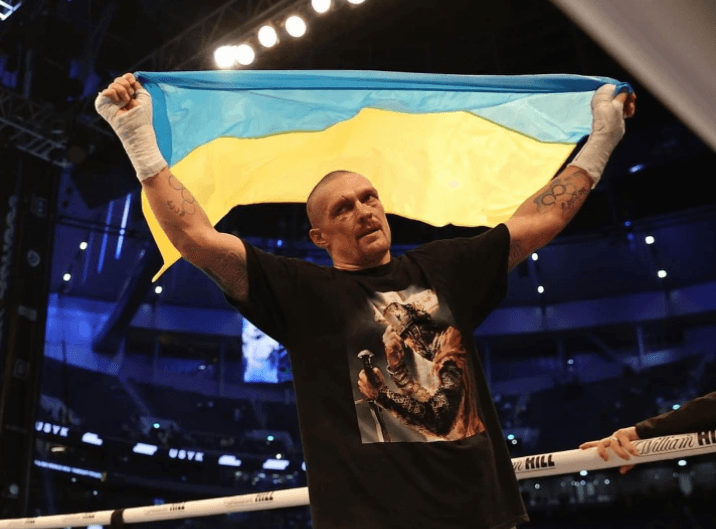 Усик – Кличко: « Ф'юрі дуже великий, знадобиться ваша допомога »