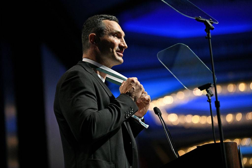 Кличко: «Хотел бы попробовать свои силы в UFC, но бороться я бы не смог»