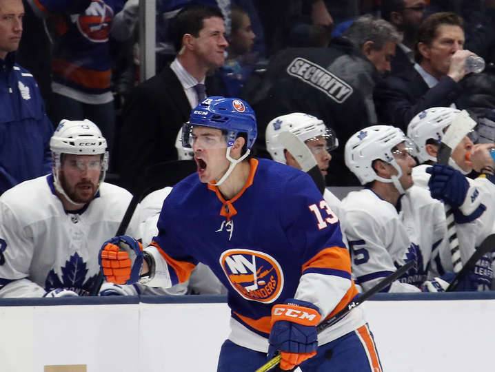 «Торонто» не успел отыграться в матче с «Айлендерс», «Вашингтон» по буллитам обыграл «Филадельфию»