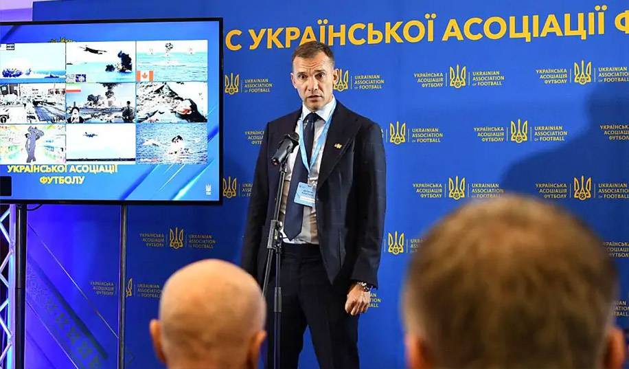 Шевченко пообіцяв розібратися зі скандальним почесним членом Виконкому УАФ