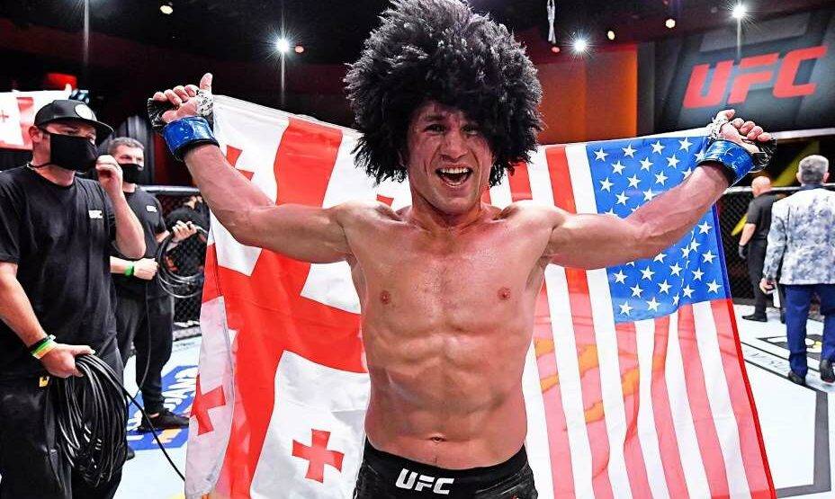 Двалишвили рассказал, кто будет драться за титул UFC после ухода Стерлинга