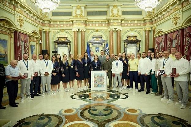 Зеленський зустрівся з українськими олімпійськими медалістами