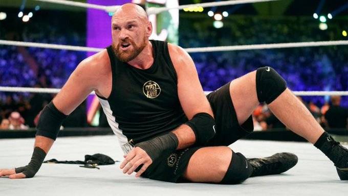 Фьюри поблагодарил фанатов за поддержку в дебютном бою WWE