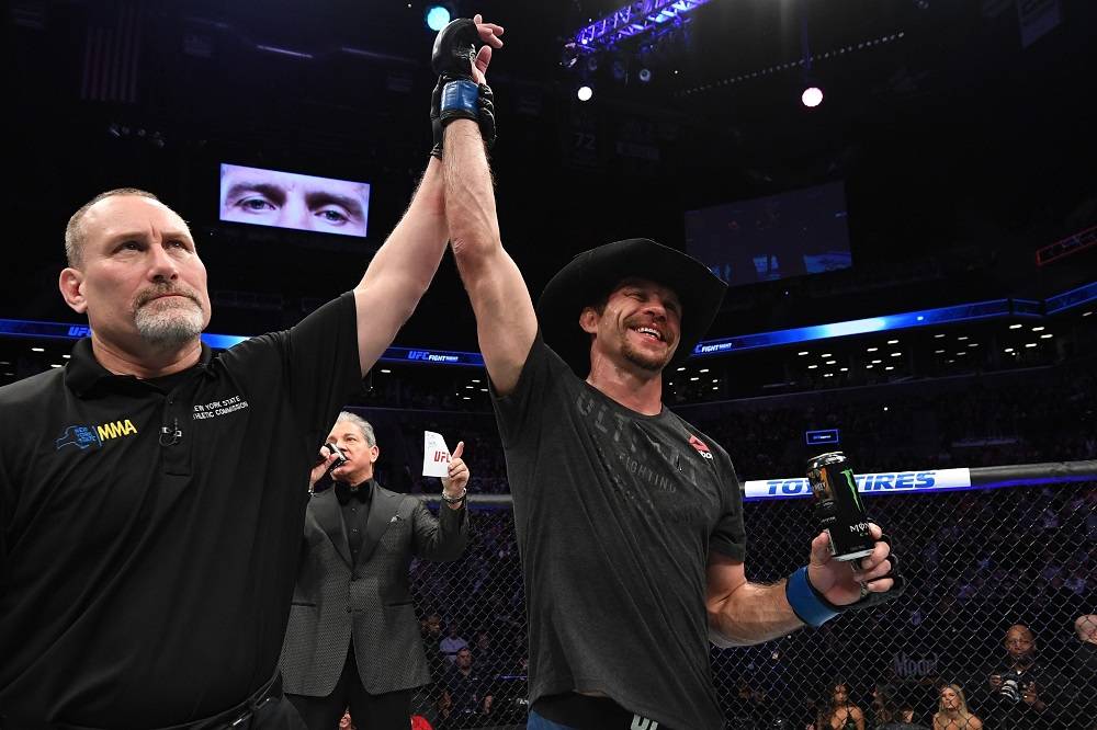 Зарплаты и бонусы турнира UFC on ESPN+ 1: Серроне самый зарабатывающий