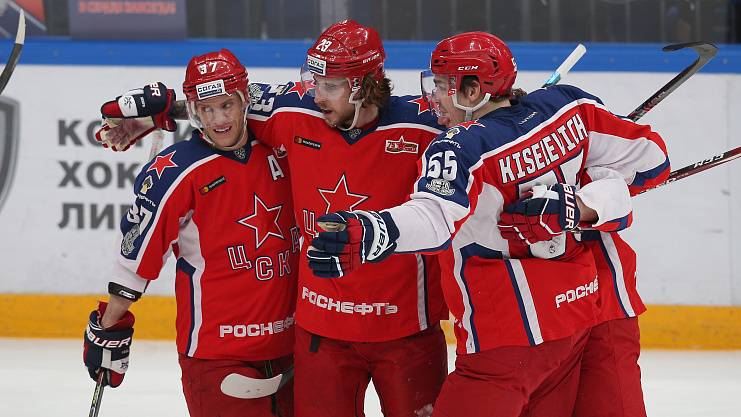 ЦСКА стартовал в плей-офф с победы над «Торпедо», «Автомобилист» уступил «Сибири»