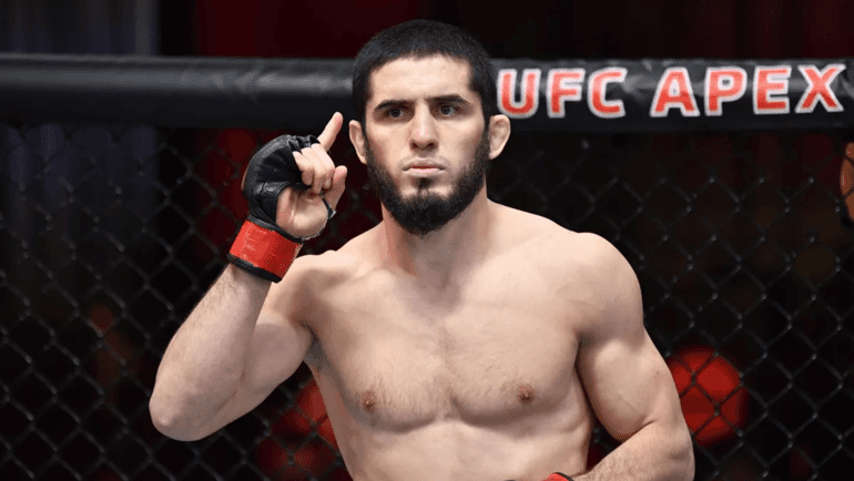 Махачов « задушив » Мойзеса в головному бою UFC on ESPN 26