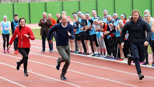 Члены королевской семьи приняли участие в забеге на 100 метров