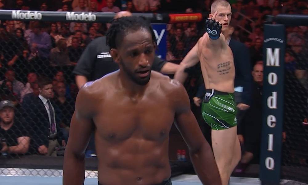 На шоу UFC Ніла Магні побив ірландський проспект