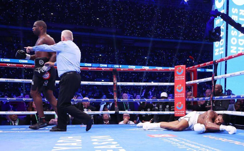 Глава Top Rank – о бое Джошуа – Дюбуа: «Я не был удивлен»