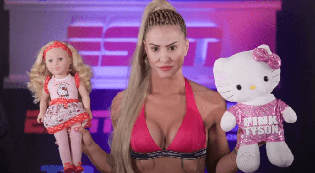 Горячо! Сексуальные девушки едва не подрались на церемонии взвешивания