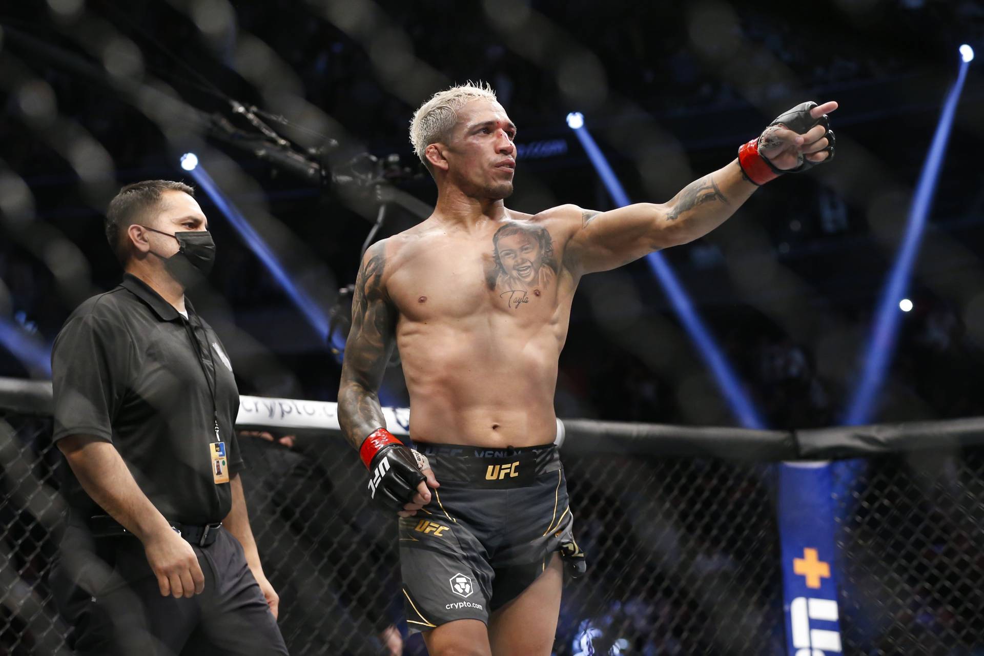 Олівейра назвав найкращого бійця року в UFC