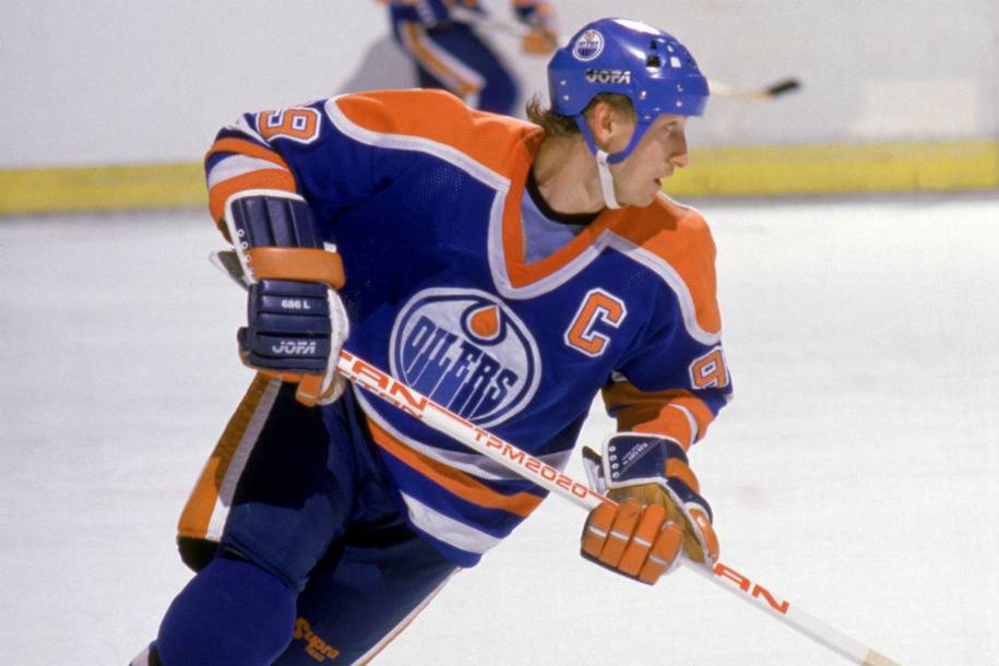 Коллекционную карточку Гретцки продадут на аукционе за сумму свыше $ 1 млн