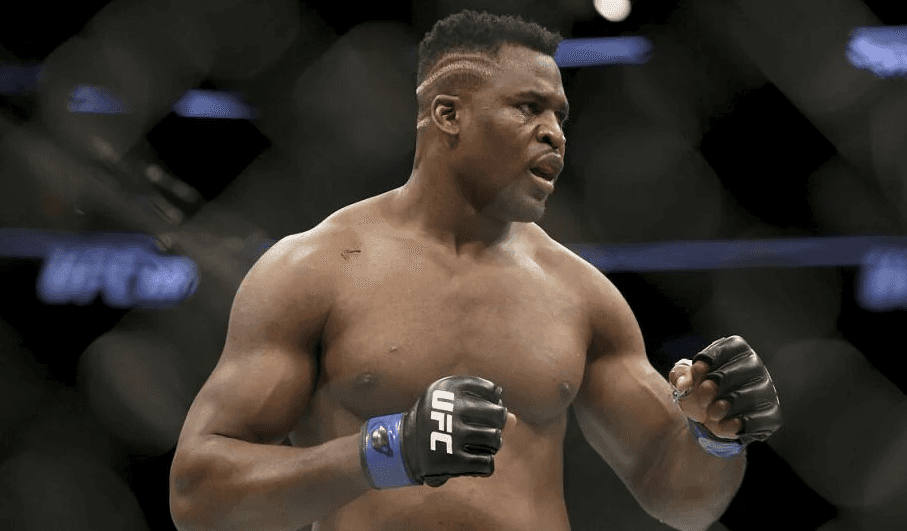Джонс – об уходе Нганну из UFC: «Он совершил ошибку»
