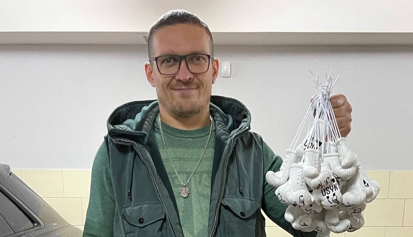 Усик серед гір та снігу показав, як буде бити Ф'юрі