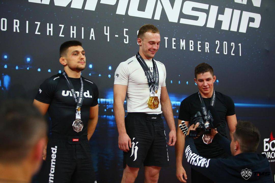 Український учасник TMS GRAND PRIX підготував для своїх суперників ритуальний танець. Відео