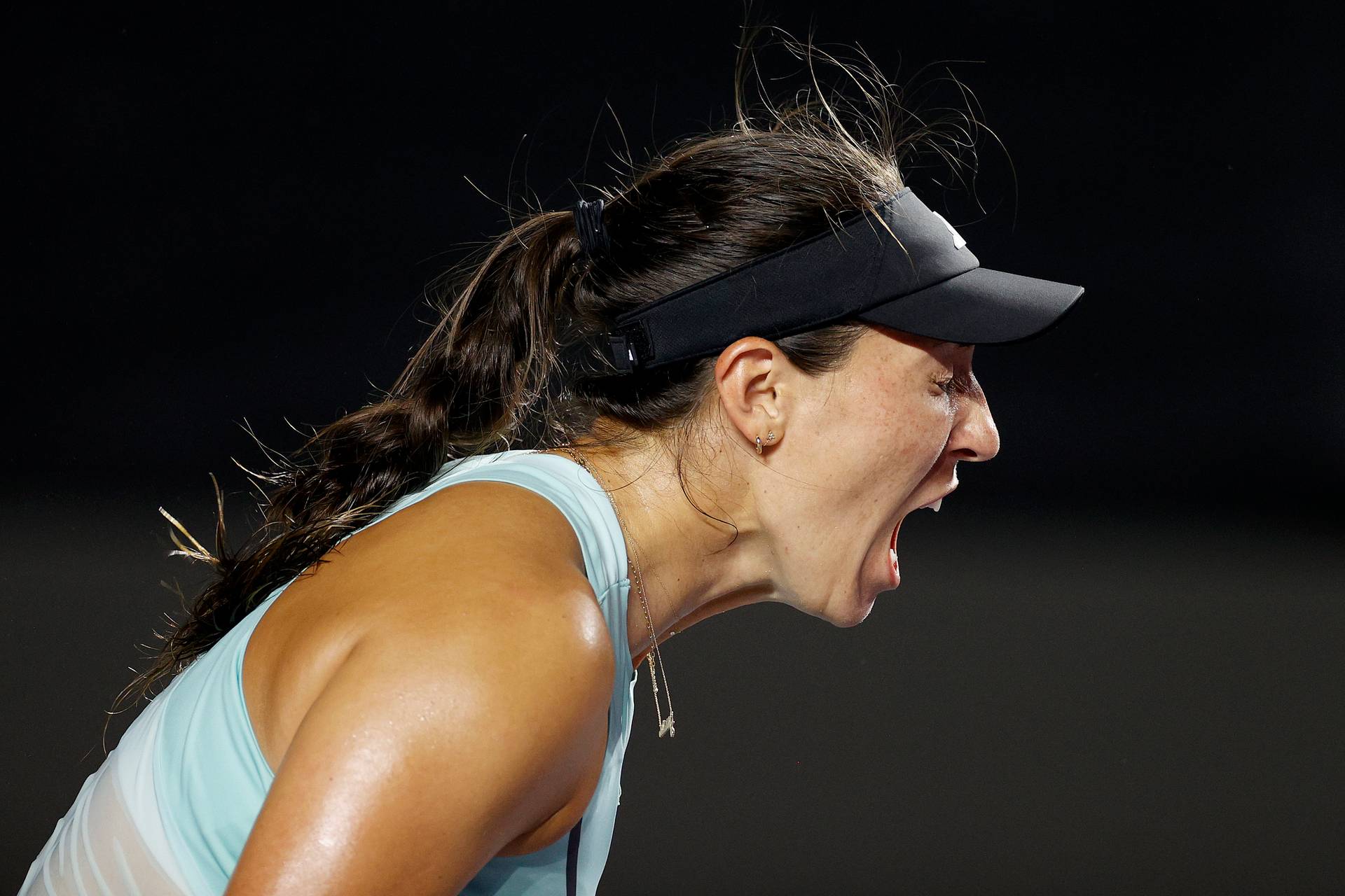 Итоговый турнир WTA: Пегула стала первой полуфиналисткой, Саккари – за бортом