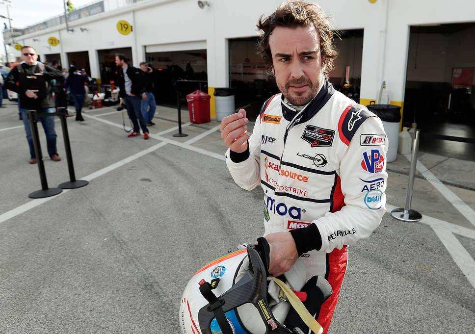 Алонсо: «Я должен быть готов к тому, что у меня появится шанс вернуться в Формулу-1»