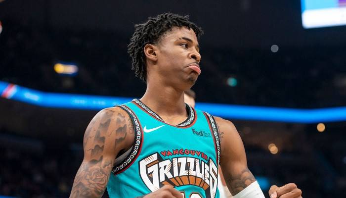 Невероятное попадание Лоури и сокрушительный данк Моранта  