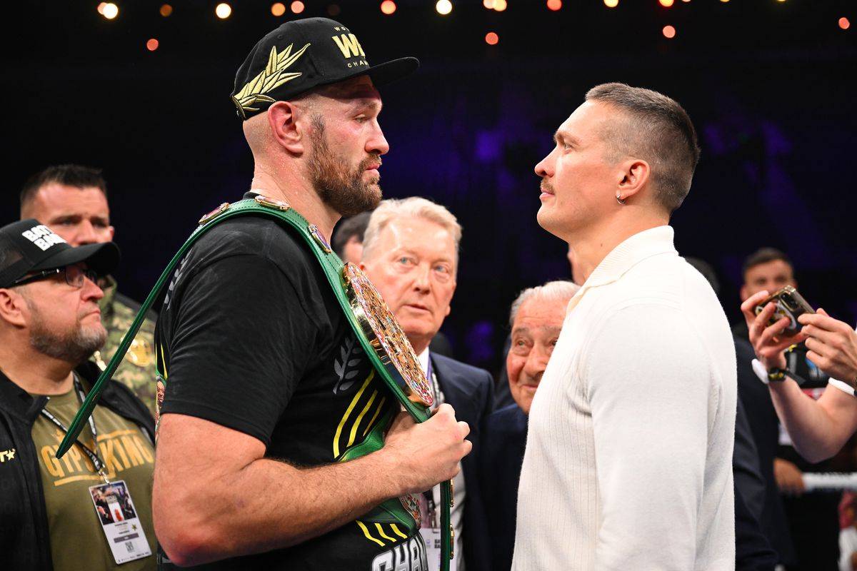 Американський суперважковаговик назвав головну перевагу Усика над Ф'юрі