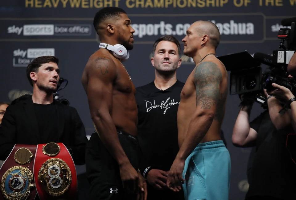 Усик применшив останні перемоги Джошуа