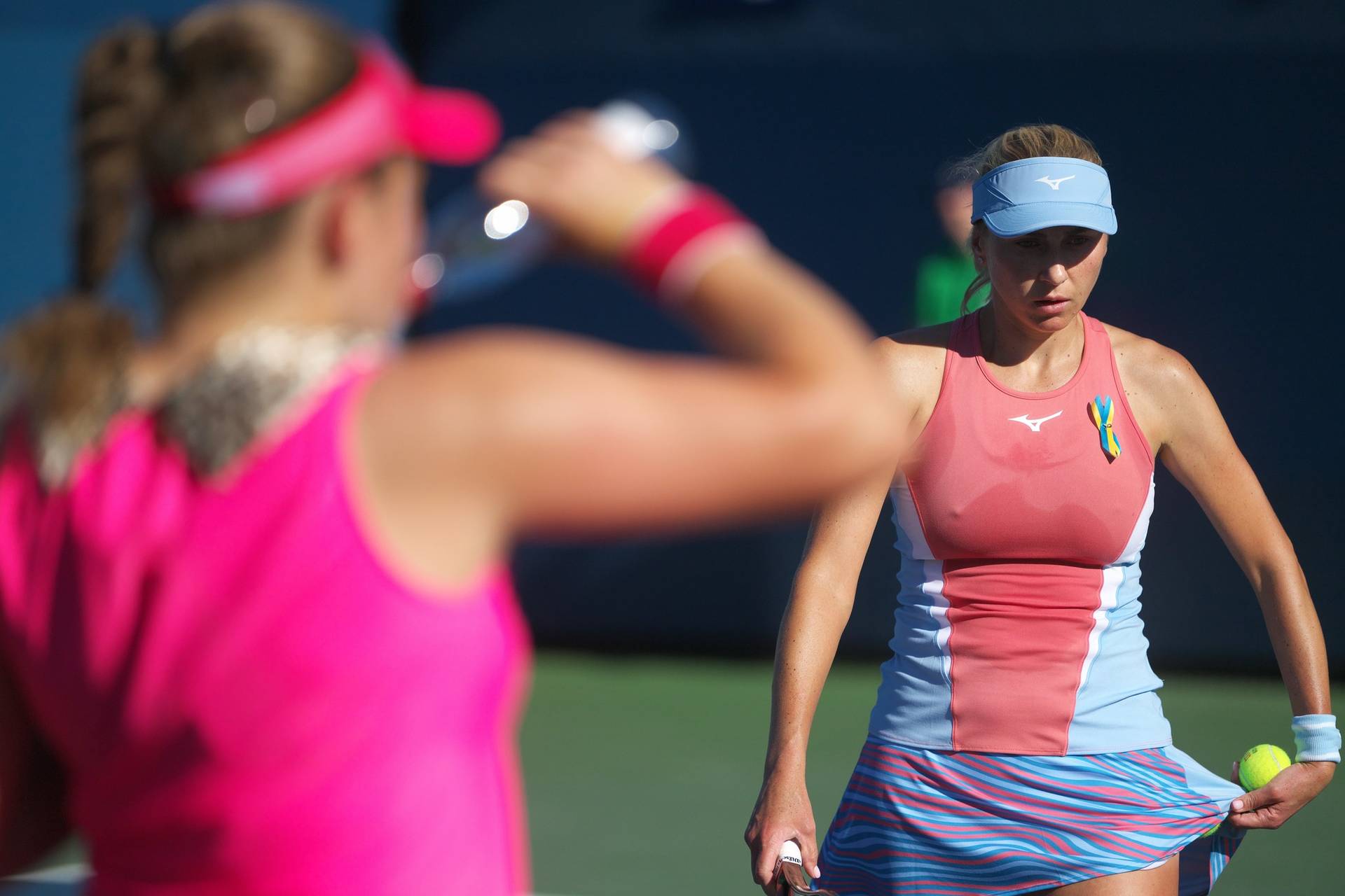 Людмила Киченок и Остапенко, отыграв 2 матчбола, вышли в полуфинал турнира WTA 500 в Аделаиде