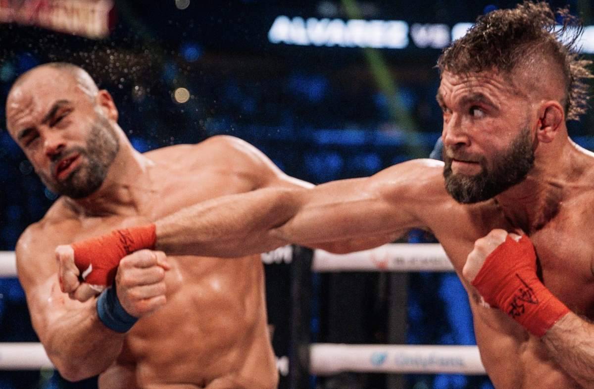 Стівенс побив ексчемпіона UFC Альвареса у Bare Knuckle FC