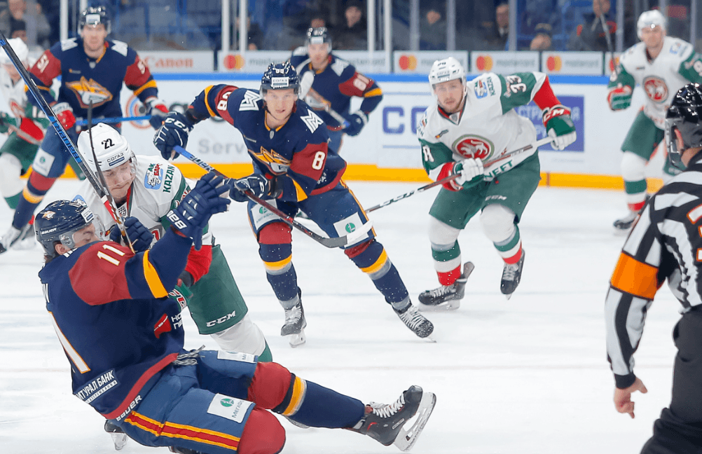 «Магнитка» обыграла «Ак Барс», «Сочи» потерпело восьмое поражение подряд