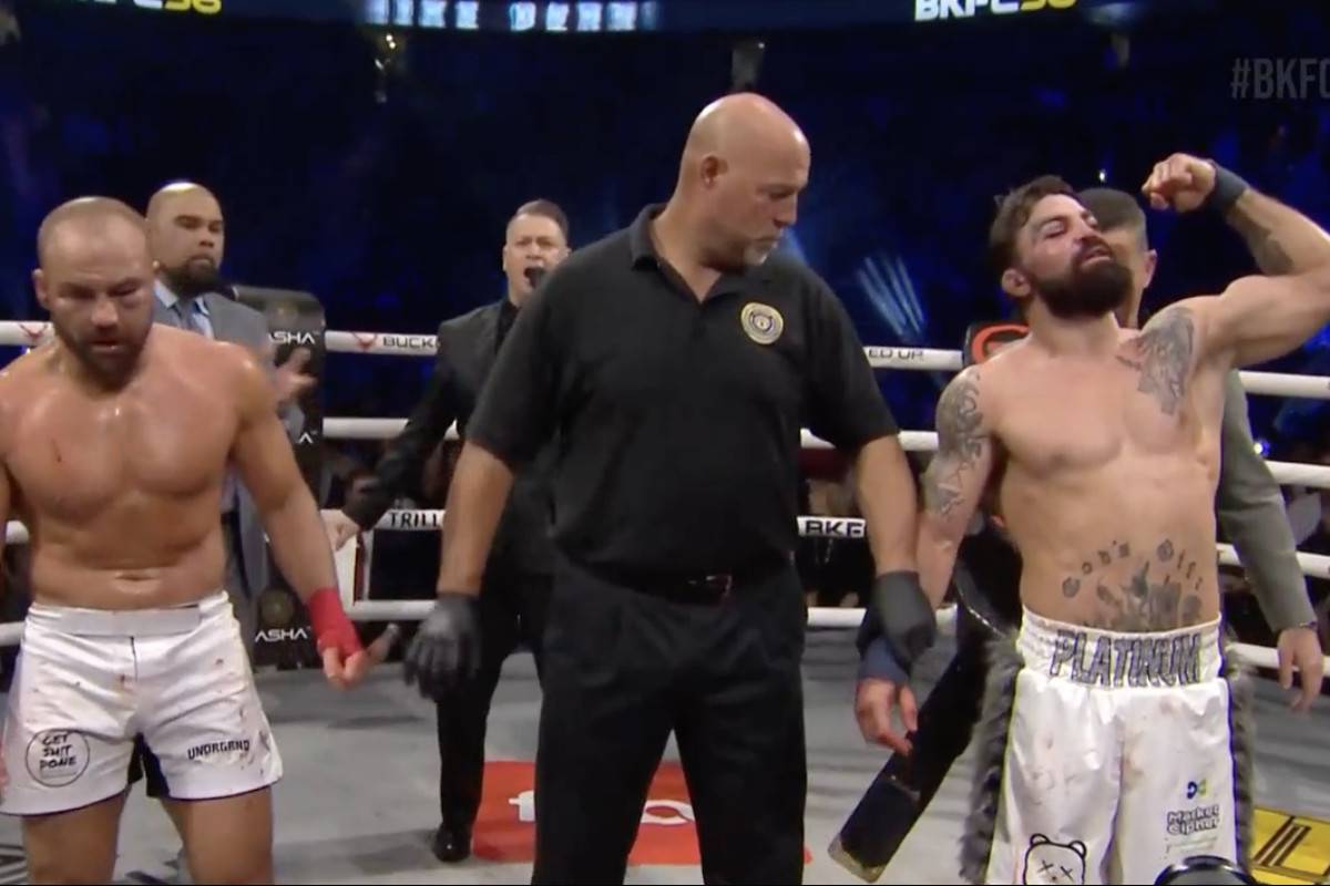 Перрі нокаутував Альвареса у BKFC