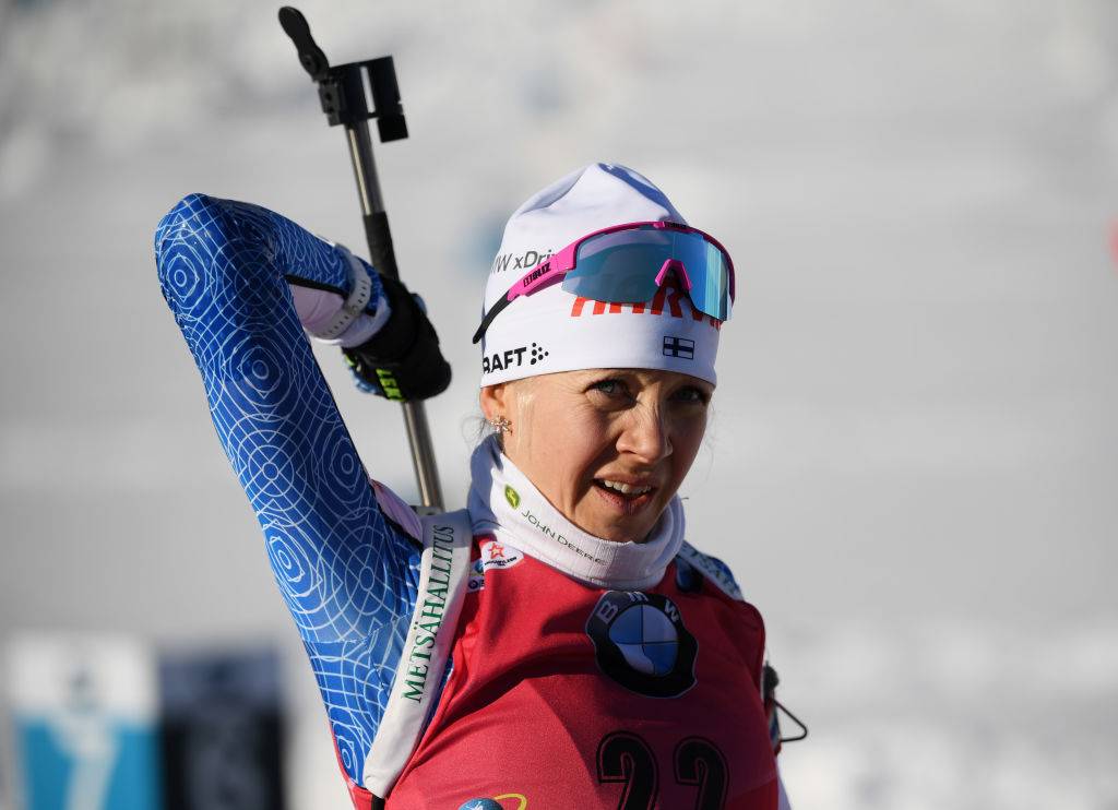 Макарайнен потеряла винтовку и не может добраться в Солт-Лейк-Сити