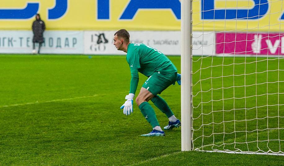 Голкіпер Зорі оцінив шанси на очки проти Динамо