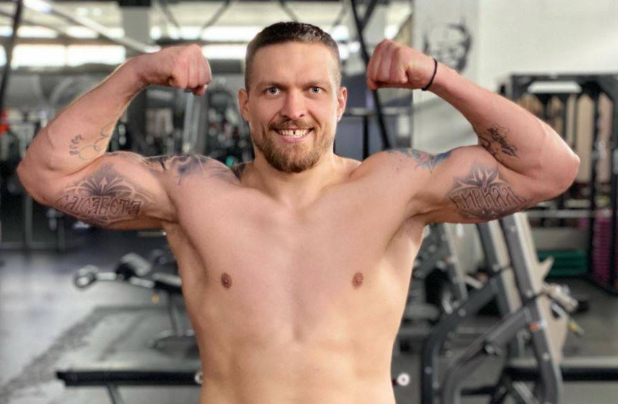 Усик - другий в списку кращих суперважковаговиків планети за версією авторитетного видання