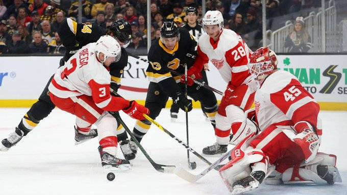 «Детройт» потерпел четвертое поражение кряду, а «Нью-Джерси» дожал «Коламбус» в серии буллитов