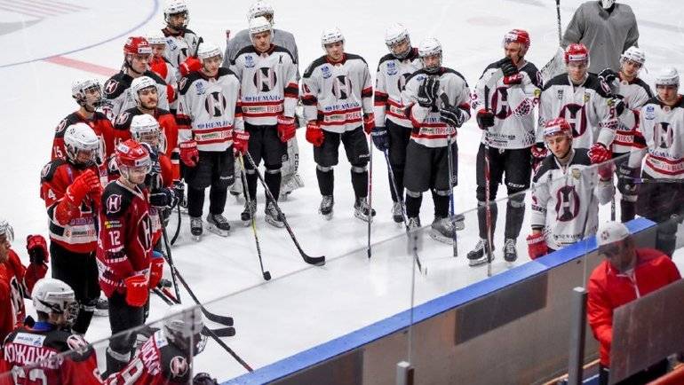 Доигрались? В клубе-полуфиналисте белорусского чемпионата 23 зараженных коронавирусом