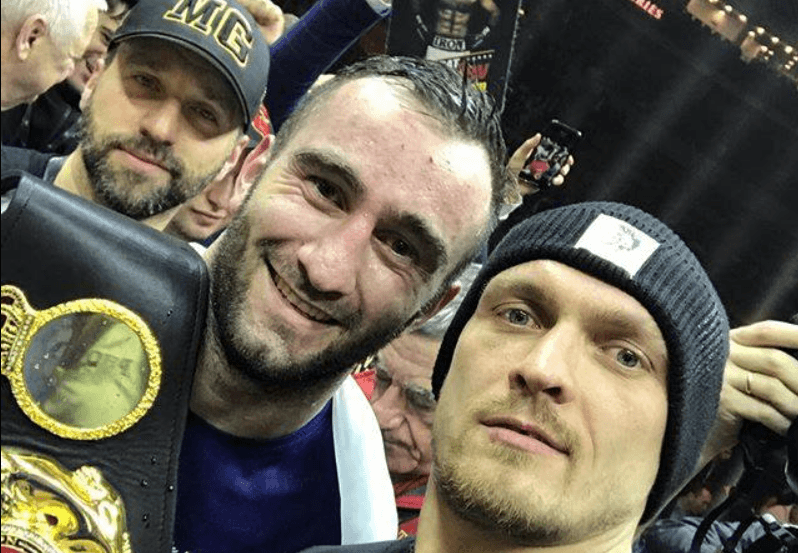 Гассиев не зміг назвати фаворита бою Усик – Джошуа